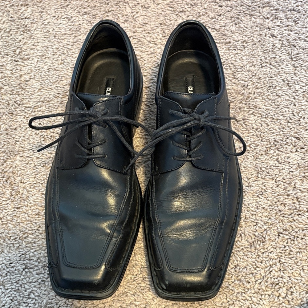 Men's Black Leather Dress Shoes
